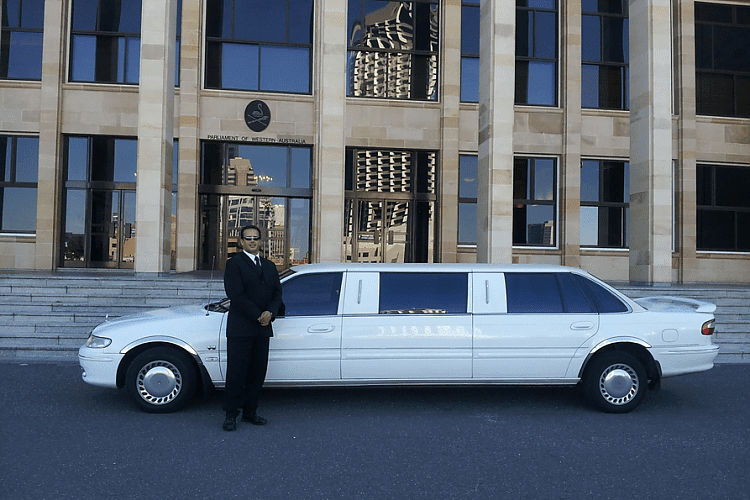 3 Tips for Hiring a Professional Luxury Limo Service in NYC